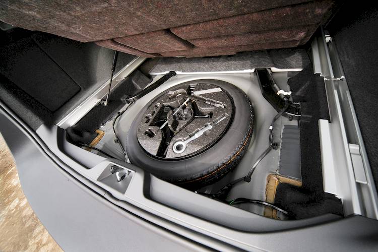 How to Find the Keyless Code on a Ford Explorer or Mercury 
